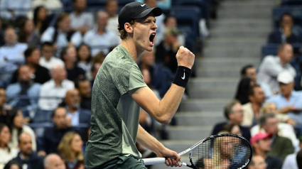 Jannik Sinner celebra su victoria ante Draper y el pase a la final del US Open