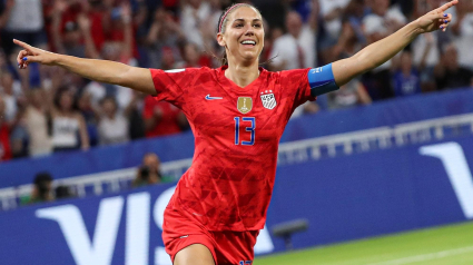 Alex Morgan celebra un gol durante el Mundial femenino.