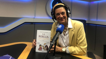 María Vallejo - Nágera nos presenta en 'Mediodía COPE' su nuevo libro. 'La Biblia para zoquetes'