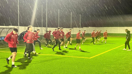 El Gévora se entrena bajo la lluvia