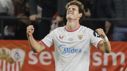 Manu Bueno celebrando el gol