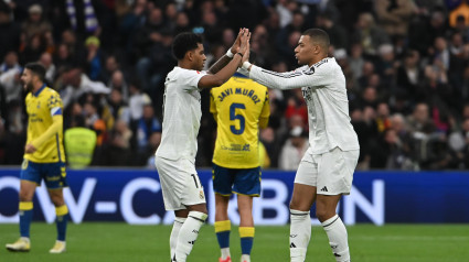 Rodrygo y Mbappé durante el partido Real Madrid-Las Palmas