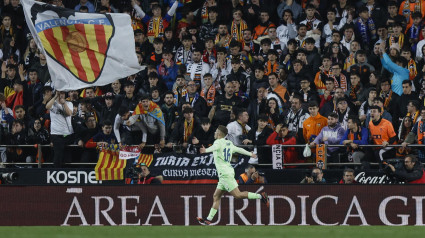 Fermín celebra el Valencia 0 - Barcelona 3