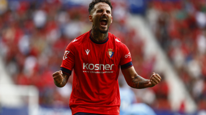 Rubén García celebra un gol con la camiseta de Osasuna