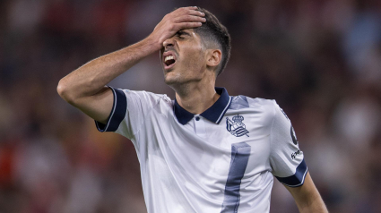 Salzburg (Austria), 03/10/2023.- Carlos Fernandez of Real Sociedad reacts during the UEFA Champions League soccer match between RB Salzburg and Real Sociedad, in Salzburg, Austria, 03 October 2023. (Liga de Campeones, Salzburgo) EFE/EPA/LUKAS HUTER