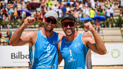 Fran Tomás y César Menéndez, se clasificaron para la final del Campeonato de España de Voley Playa