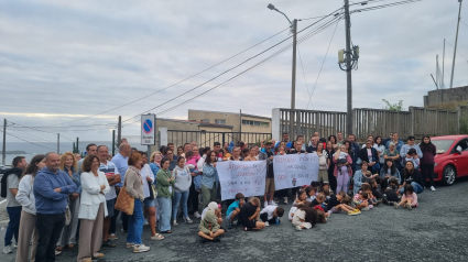 Ana Belén Pérez es portavoz de las familias del colegio de Atios en Valdoviño