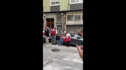 Cacerolada contra un narcopiso en la Calle Laracha de A Coruña