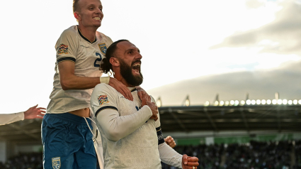 Vedat Muriqi marca ante Chipre en la Liga de las Naciones