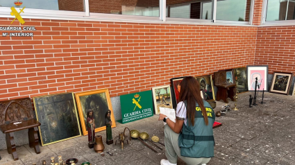 Detenido un vecino de Mérida por el robo de obras de arte y antigüedades por valor de 30.000 euros en Trujillo