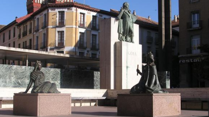 Fuente dedicada a Goya en la Plaza del Pilar