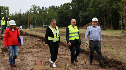 El presidente de la Diputación y la alcaldesa visitaron las obras del Parque Central de Galicia