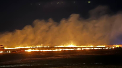 Los bomberos del SEPEI de la Diputación de Cáceres han tenido trabajo esta noche en la capital cacereña