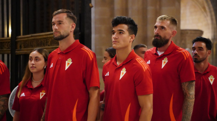 José Ángel Carrillo en la ofrenda floral a la Virgen de la Fuensanta