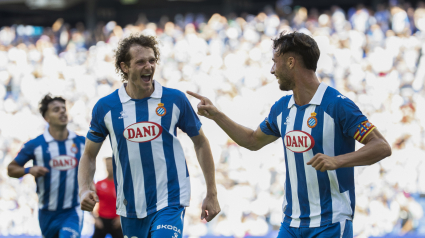 Puado ha firmado un hat trick ante el Alavés.