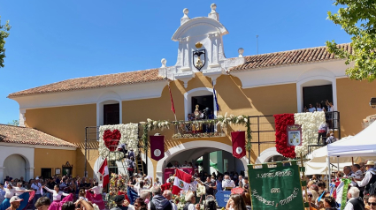 Ofrenda a la Virgen de los Llanos en Albacete