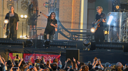 Malú en el escenario de La Cartuja de las Fuentes