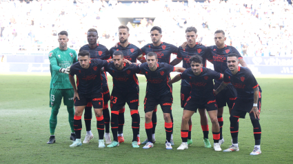 Partido Málaga CF y Huesca en el estadio de La Rosaleda.