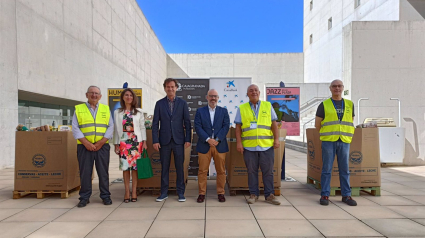 Entregan 7.000 kilos de alimentos para las familias más necesitadas recogidos en actividades culturales

Las contribuciones solidarias de los asistentes a las actividades culturales programadas por CajaGranada Fundación con el apoyo de CaixaBank han programado este verano en la capital granadina han posibilitado distribuir más de 7.000 kilos de alimentos que permitirán repartir 70.000 comidas entre las familias más necesitadas.

SOCIEDAD ANDALUCÍA ESPAÑA EUROPA GRANADA AUTONOMÍAS
CAJAGRANADA FUNDACIÓN