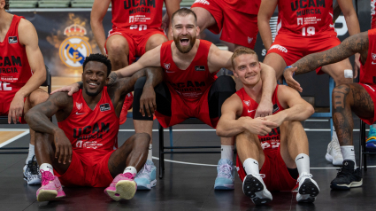 La plantilla de UCAM CB celebra el Media Day