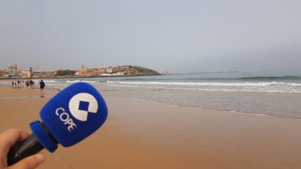 COPE, en la playa de San Lorenzo de Gijón