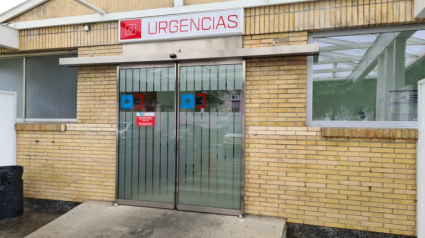 Foto de archivo de la zona de acceso a Urgencias en el Hospital Juan Cardona