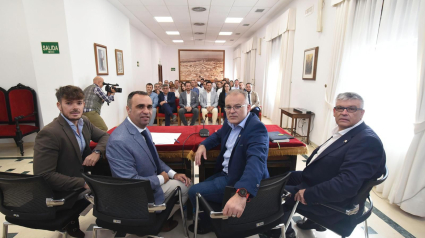 Reunión de apoyo al tren Guadix - Lorca