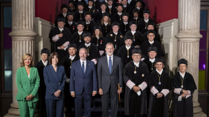 Felipe VI presidiendo el acto inaugural en el Paraninfo de Zaragoza.