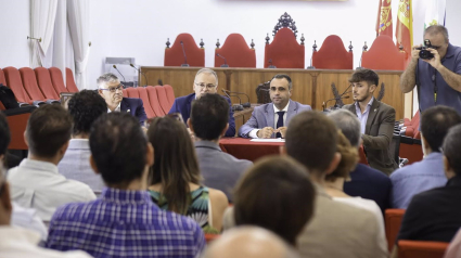 Los alcaldes de Guadix, Jesús Lorente, y de Baza, Pedro Justo Ramos, el presidente de la Diputación de Granada, Francis Rodríguez, y el regidor de Huéscar, Ramón Martínez