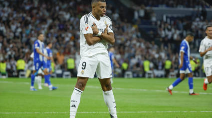 Mbappé celebra el gol al Alavés (EFE)