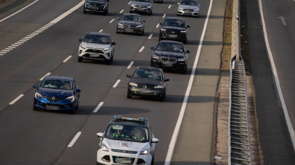 Varios vehículos en la autovía A1