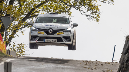 Edgar Vigo y Fátima Ameneiro conpetirán con el Renault Clio Rally 5