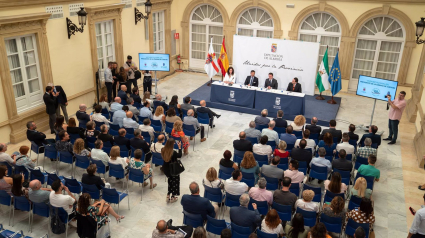 La Cámara de Cuentas de Andalucía realiza una visita instituciona a la Diputación de Almería.