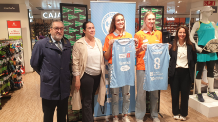 Presentación de Pujol y Cooper con el Celta Femxa Zorka