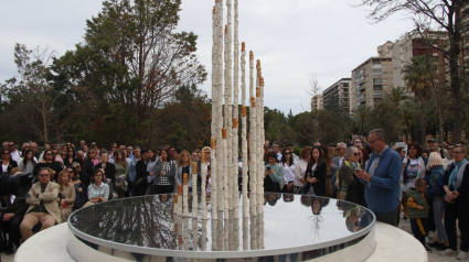 Monumento de Aspanion en los jardines de Viveros