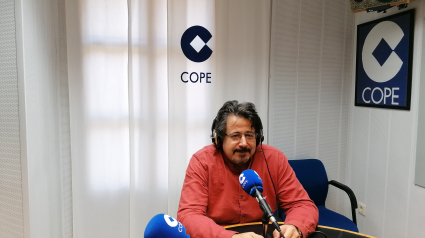 Imagen de archivo del portavoz de VOX en los estudios de Cope Huesca