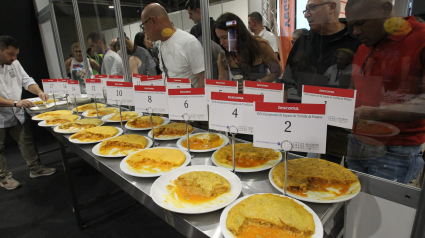 Concurso de tortilla de patatas del XVII Campeonato nacional-Trofeo Tescoma, celebrado en la feria Alicante Gastronómica