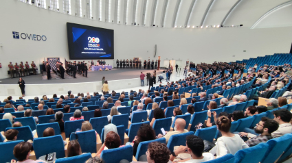 La Policía Nacional celebra la festividad de los Ángeles Custodios en el Palacio de Congresos de Oviedo