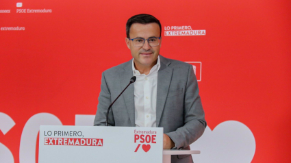 02/09/2024 El secretario general del PSOE de Extremadura, Miguel Ángel Gallardo, en una rueda de prensa en la sede del partido.
POLITICA ESPAÑA EUROPA EXTREMADURA
PSOE EXTREMADURA