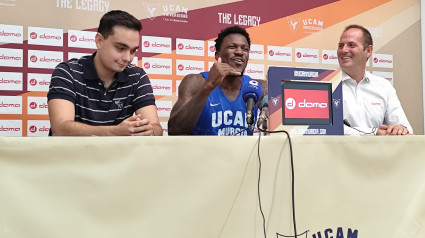 Dylan Ennis habla de sus progresos con el castellano