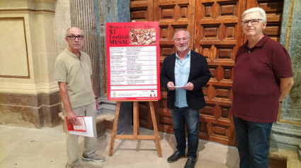 Antonio Manzanera y miembros de la Asociación Patrimonio Musical y Amigos de la Música de Lorca