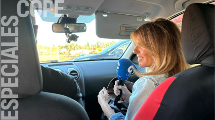 Pilar García Muñiz en el coche de Ángel