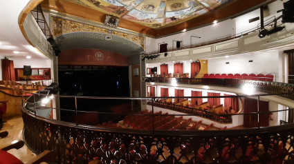 Interior del teatro Guerra de Lorca, el más antiguo de la Región, listo para la nueva temporada