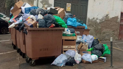 Contenedor de basura en Garachico