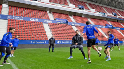 Osasuna entrenando en El Sadar