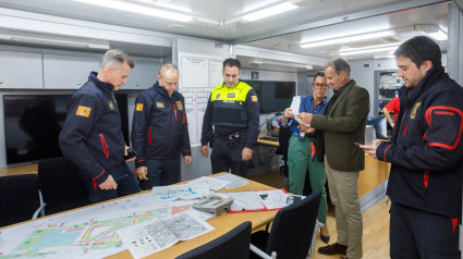 Interior del puesto de mando avanzado junto al Ayuntamiento de Zaragoza