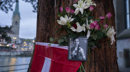 Memorial en honor de la joven ciclista suiza.