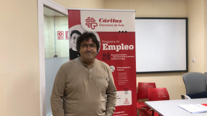 Jesús Gil es el responsable del programa de empleo de Cáritas