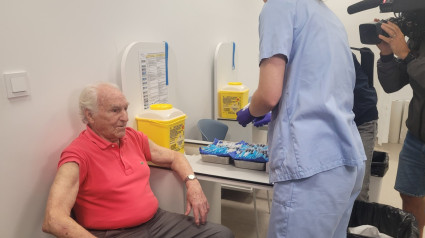 Inicio de la campaña de vacunación en el ambulatorio de la Parte Vieja de San Sebastián