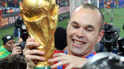 Andrés Iniesta, con la Copa del Mundo